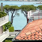 70 Villa
