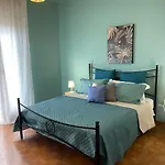 Villa 70