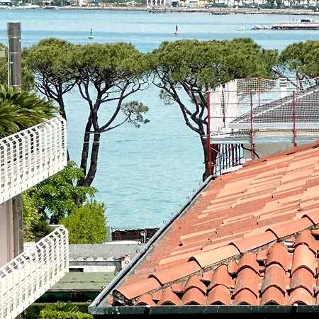 70 Villa