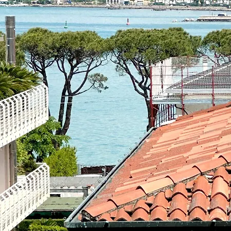 70 Villa
