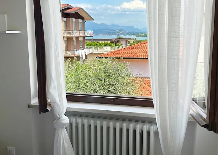 Villa 70 *